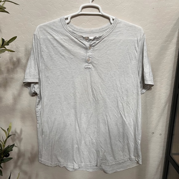 Old Navy Other - Old Navy Light Gray Short-Sleeve Henley